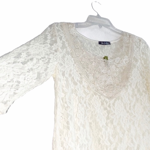NEW Ivory lace top, beautiful - Picture 6 of 14